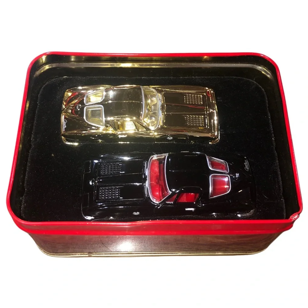 1963 Corvette 50th Anniversary Limited Edition Collectors Tin W/ Two Cars - Picture 4 of 8